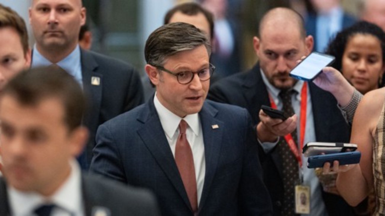 congress-averts-a-shutdown,-setting-up-a-lame-duck-fight-in-december